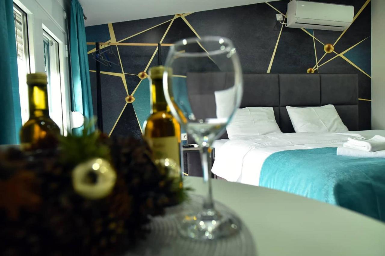 Studio Apartments Bulevar Ποντγορίτσα Εξωτερικό φωτογραφία