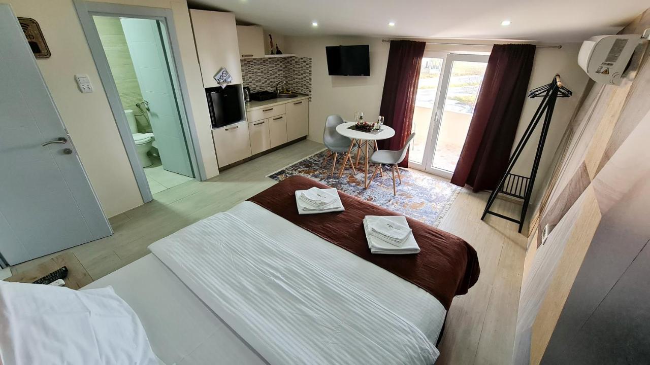 Studio Apartments Bulevar Ποντγορίτσα Εξωτερικό φωτογραφία